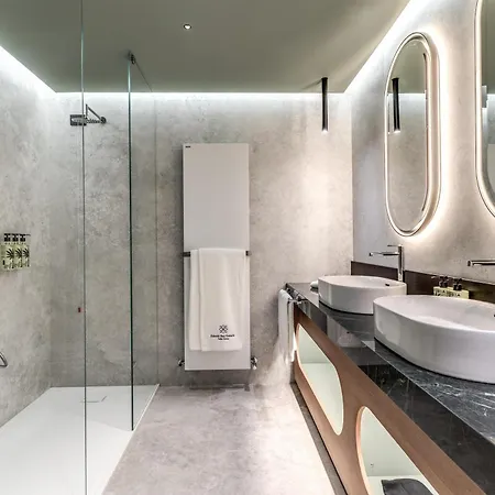 酒店 Palazzo San Gottardo Como, A Radisson Collection 5*