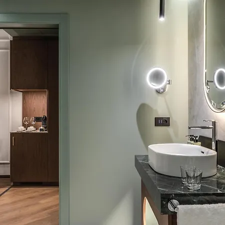 Palazzo San Gottardo Como, A Radisson Collection 5*