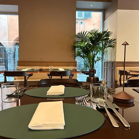 酒店 Palazzo San Gottardo Como, A Radisson Collection