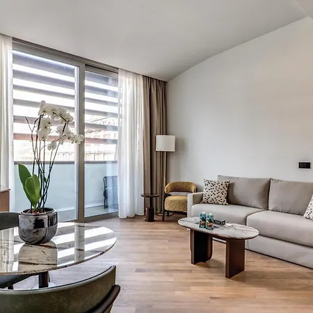 Hotel Palazzo San Gottardo Como, A Radisson Collection 5*
