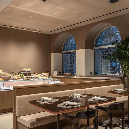 Palazzo San Gottardo Como, A Radisson Collection Hotel Como