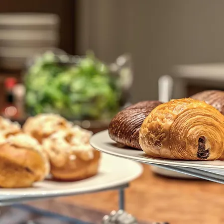 Hotel Palazzo San Gottardo Como, A Radisson Collection 5*