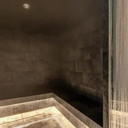 Palazzo San Gottardo Como, A Radisson Collection Hotel