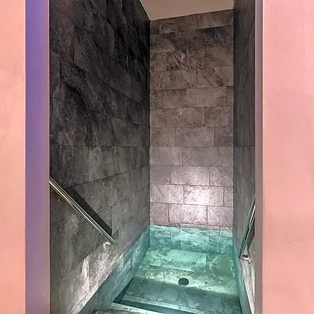 Palazzo San Gottardo Como, A Radisson Collection Hotel