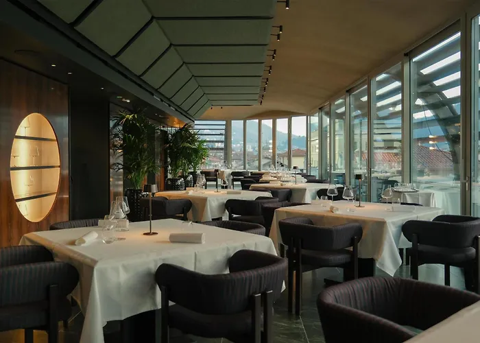 Szálloda Palazzo San Gottardo Como, A Radisson Collection 5*