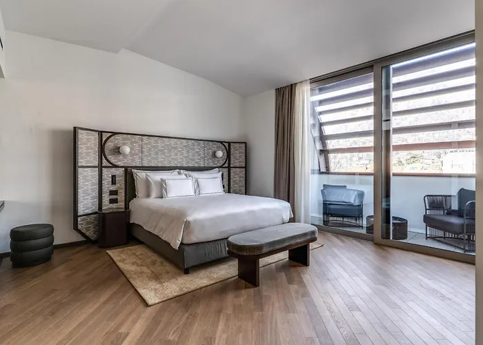 Palazzo San Gottardo Como, A Radisson Collection 5*